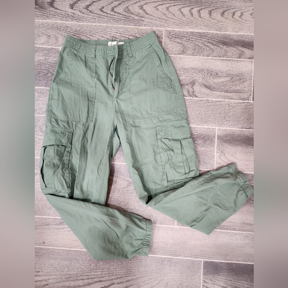 Abercrombie & Fitch cargo pants